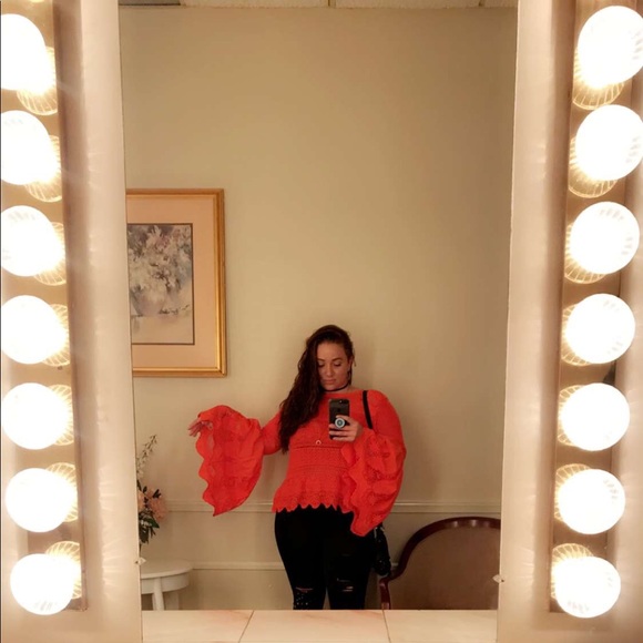 Meet your Posher, Maria - Picture 2 of 3